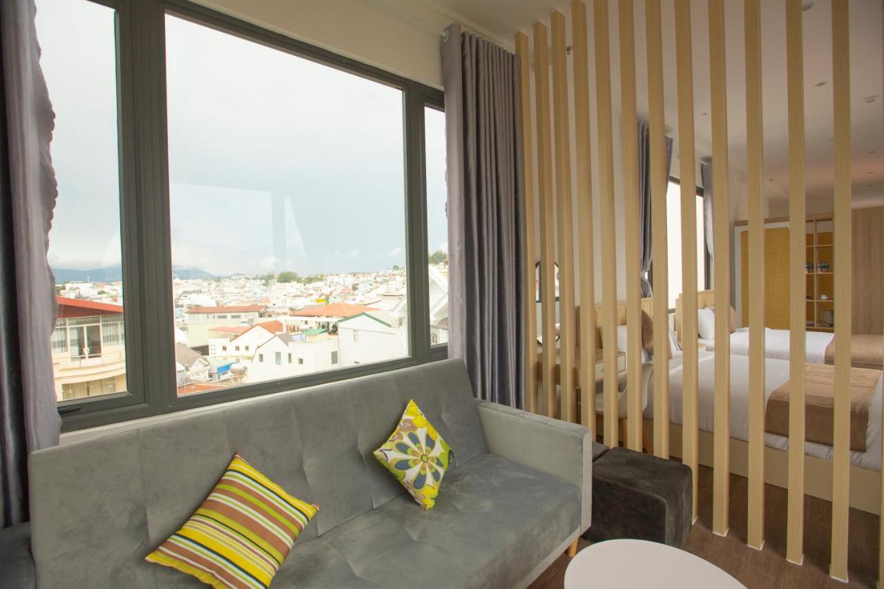 Torino Hotel Dalat Екстериор снимка