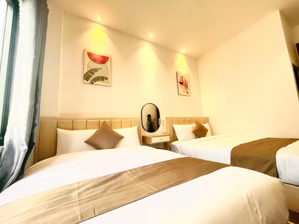 Torino Hotel Dalat Екстериор снимка