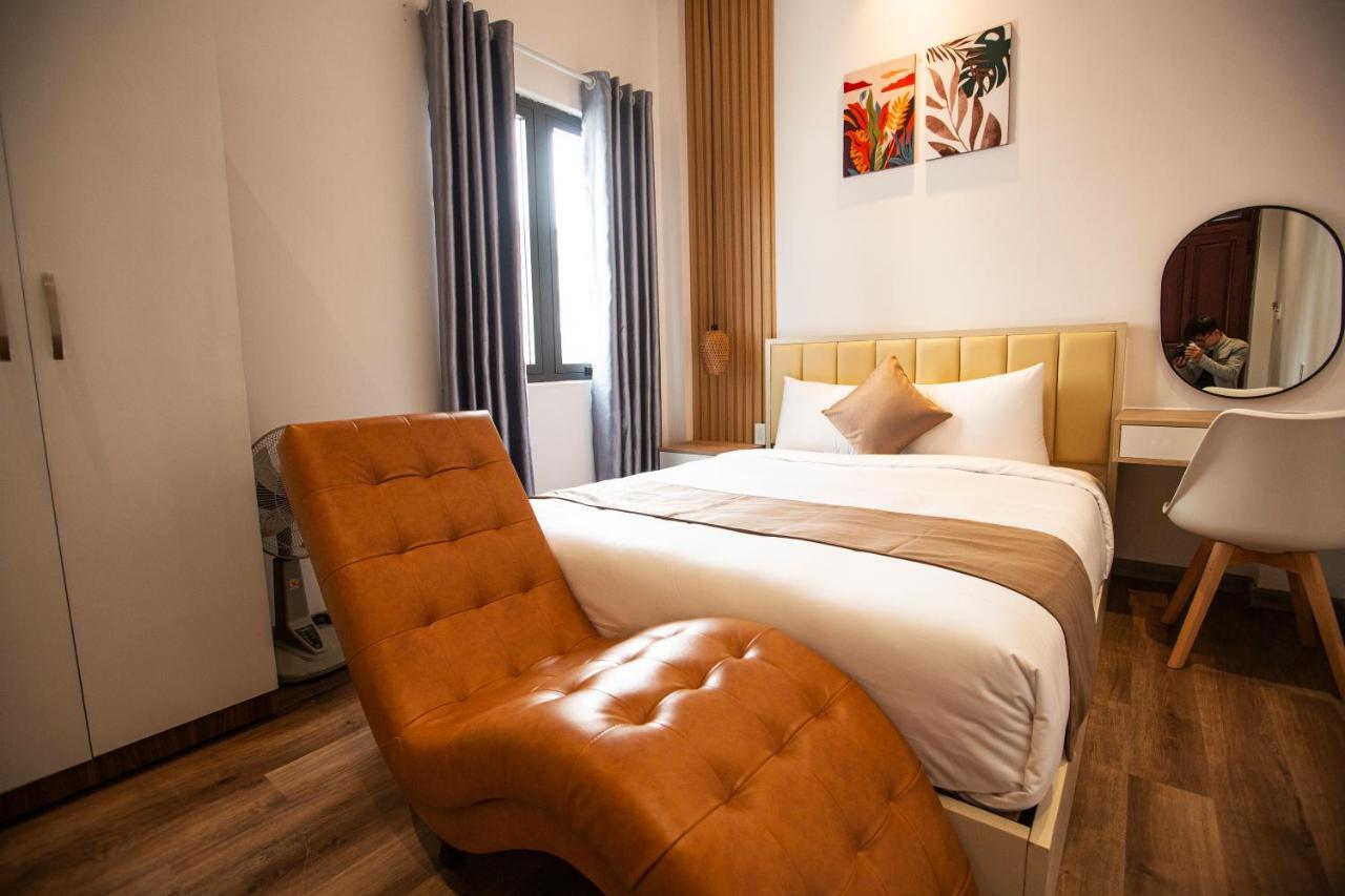 Torino Hotel Dalat Екстериор снимка