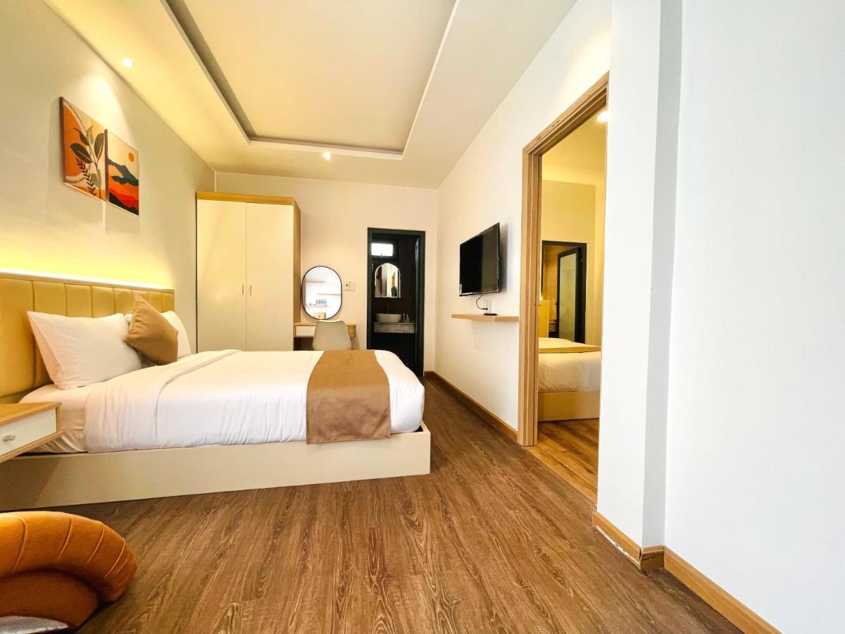 Torino Hotel Dalat Екстериор снимка