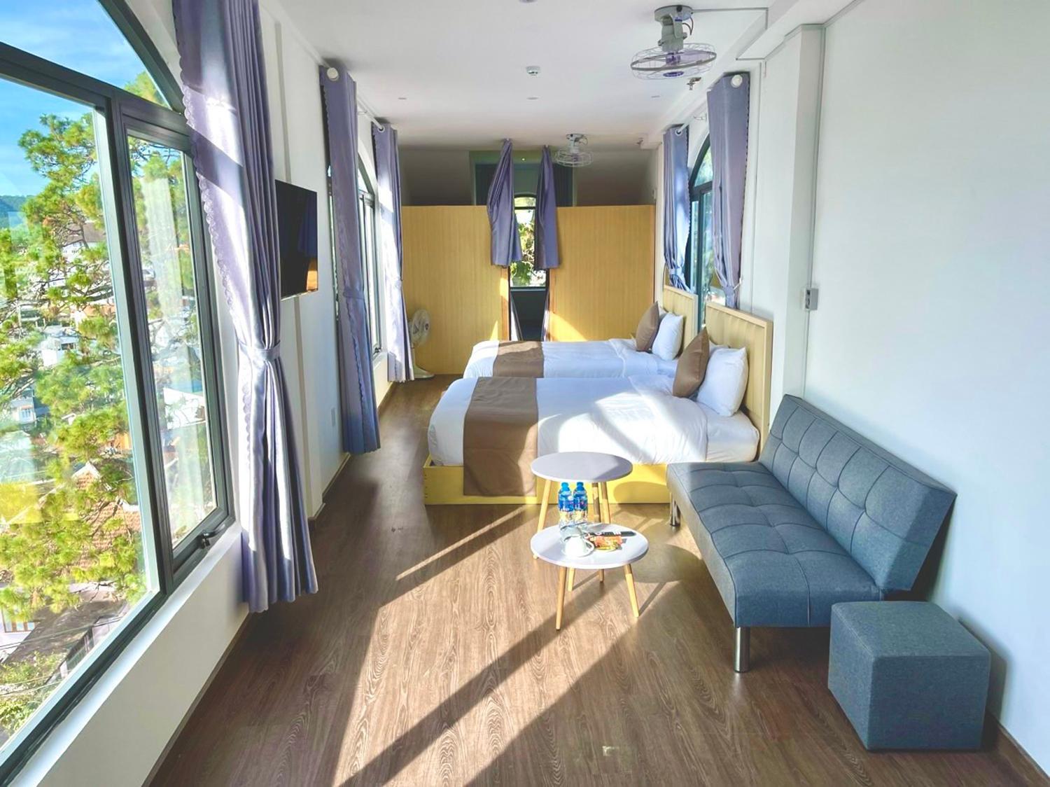 Torino Hotel Dalat Екстериор снимка